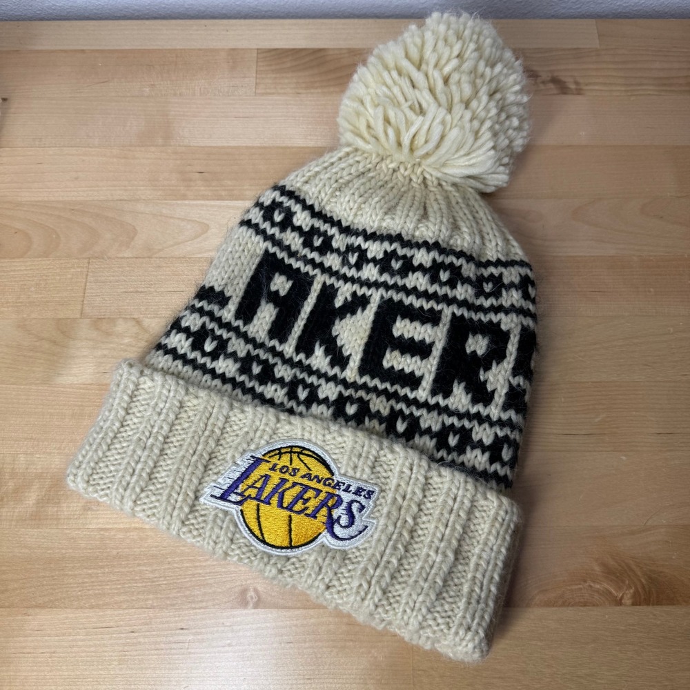 NBA Los Angeles Lakers Cream Black Knit Pom Beanie Hat OSFM RN109135